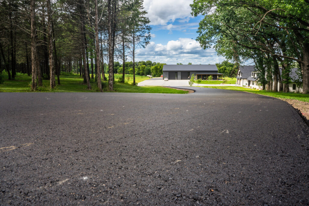DMN_BengstonDriveway_7